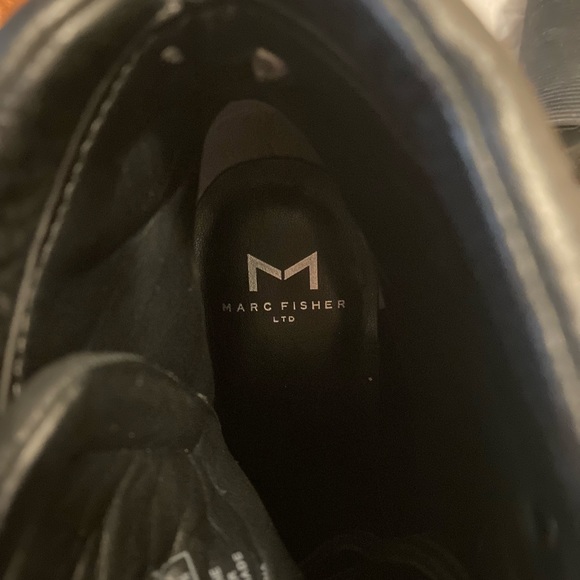 Black boots - Picture 5 of 5